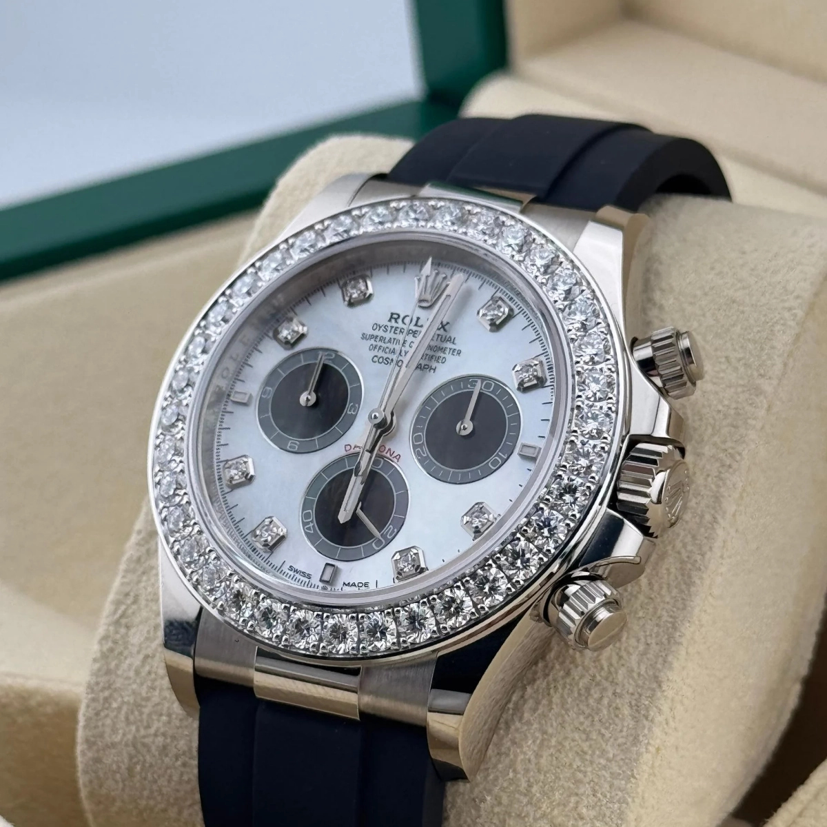 【Free Shipping】12A【Super Clone】RLX Cosmograph Daytona 126589RBR 40mm
